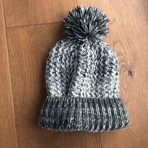 Knit pom Pom Beanie